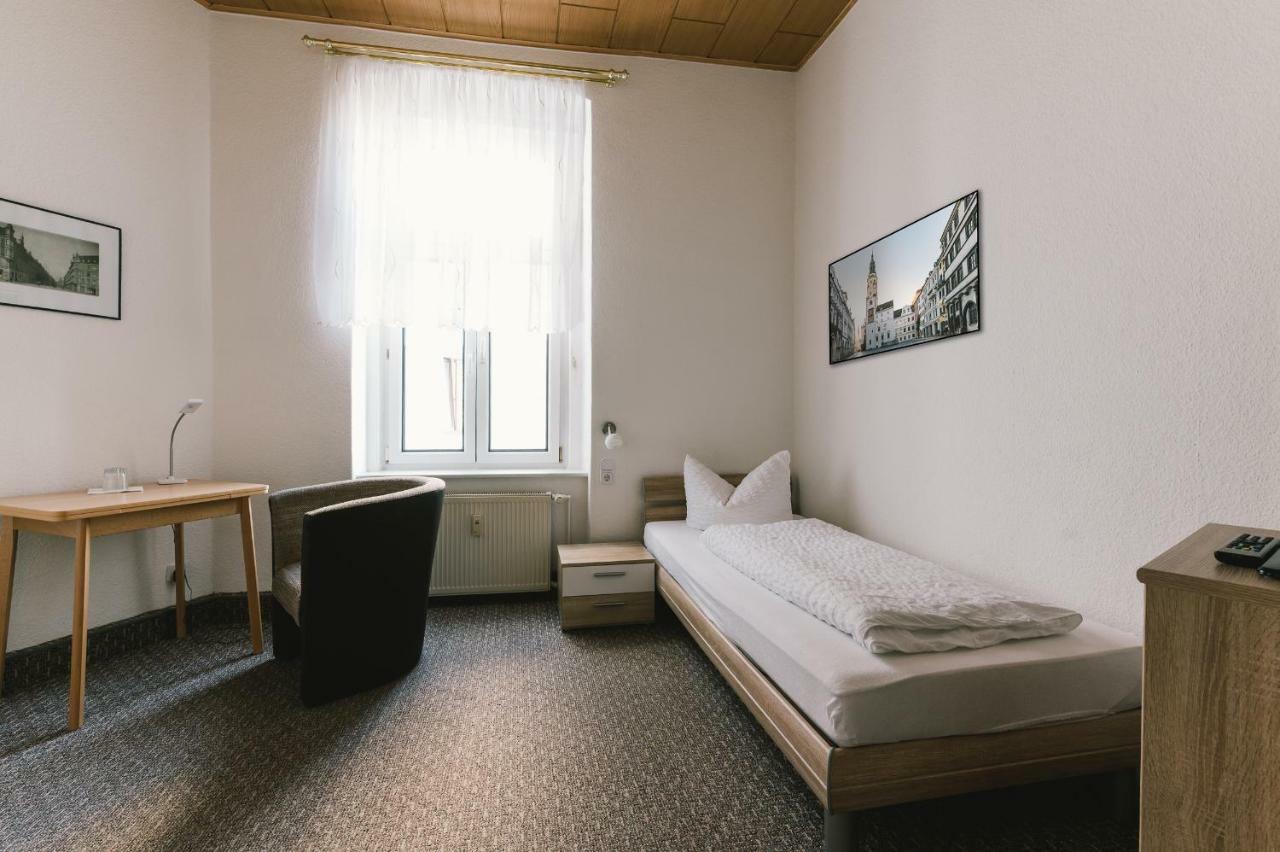 Menzels Pension Drehscheibe Görlitz Buitenkant foto
