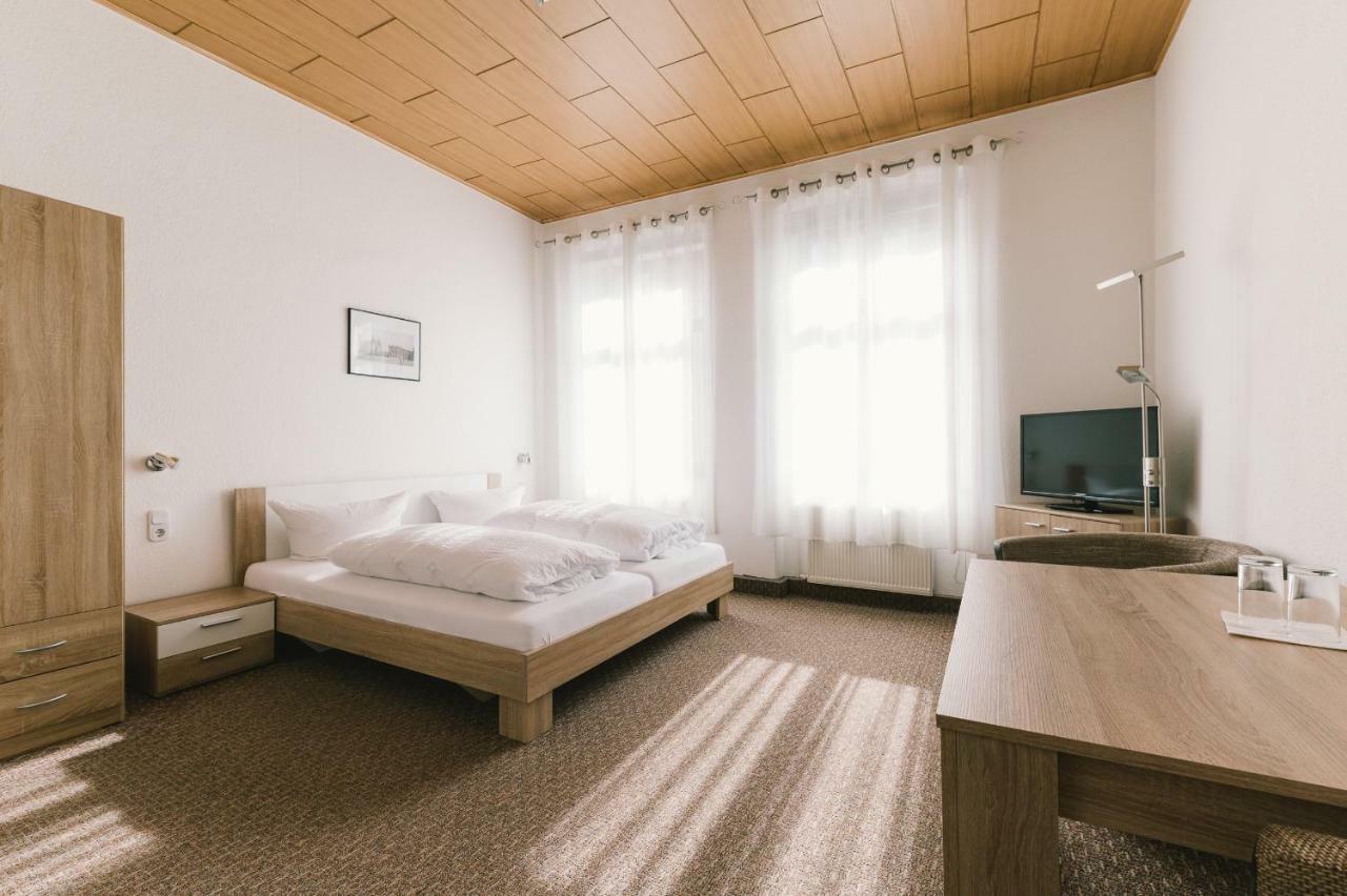 Menzels Pension Drehscheibe Görlitz Buitenkant foto