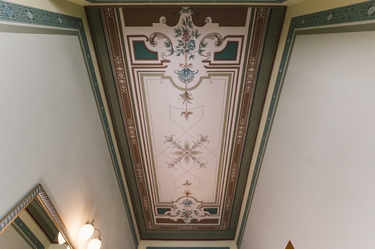 Menzels Pension Drehscheibe Görlitz Buitenkant foto