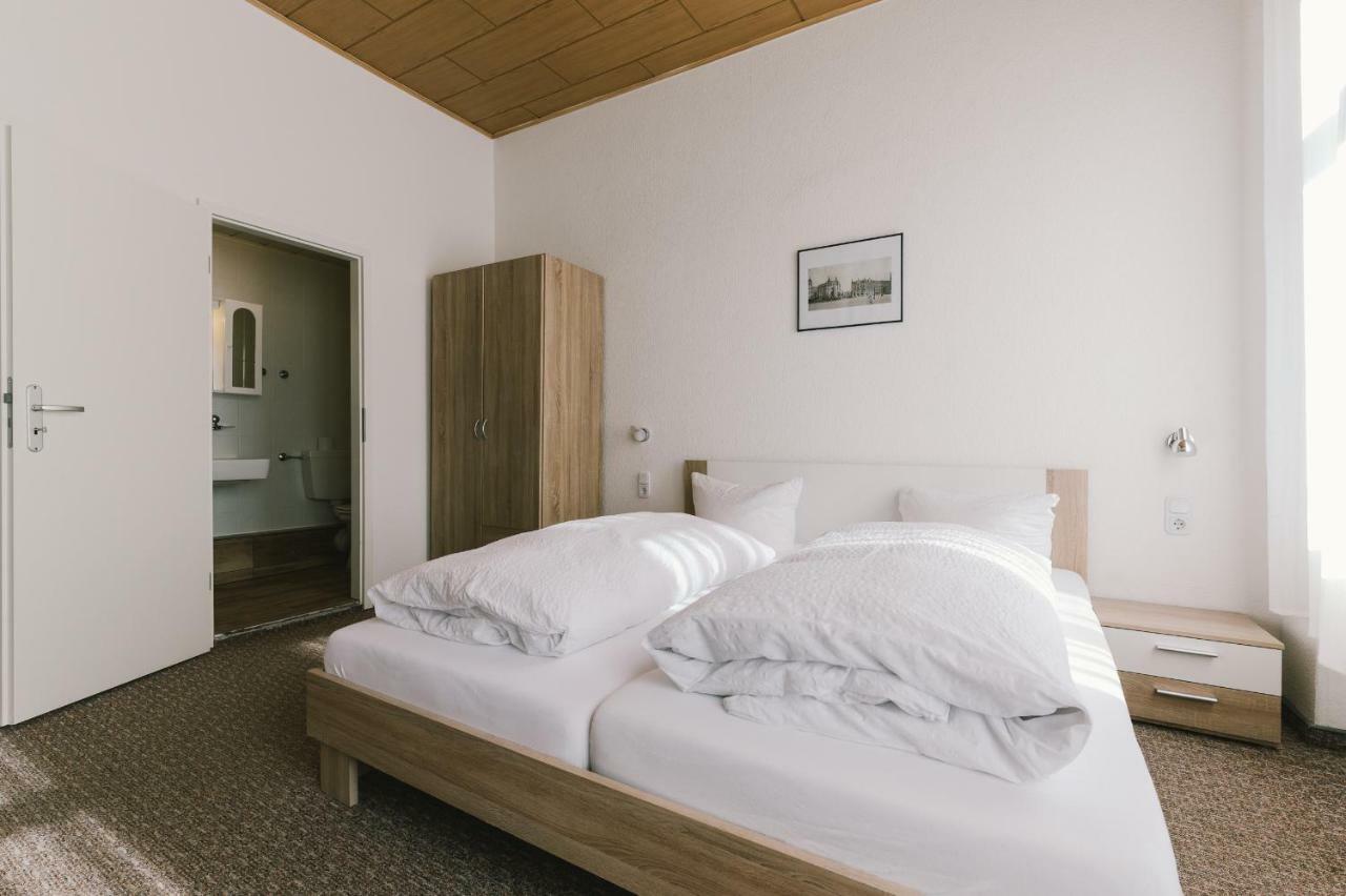 Menzels Pension Drehscheibe Görlitz Buitenkant foto