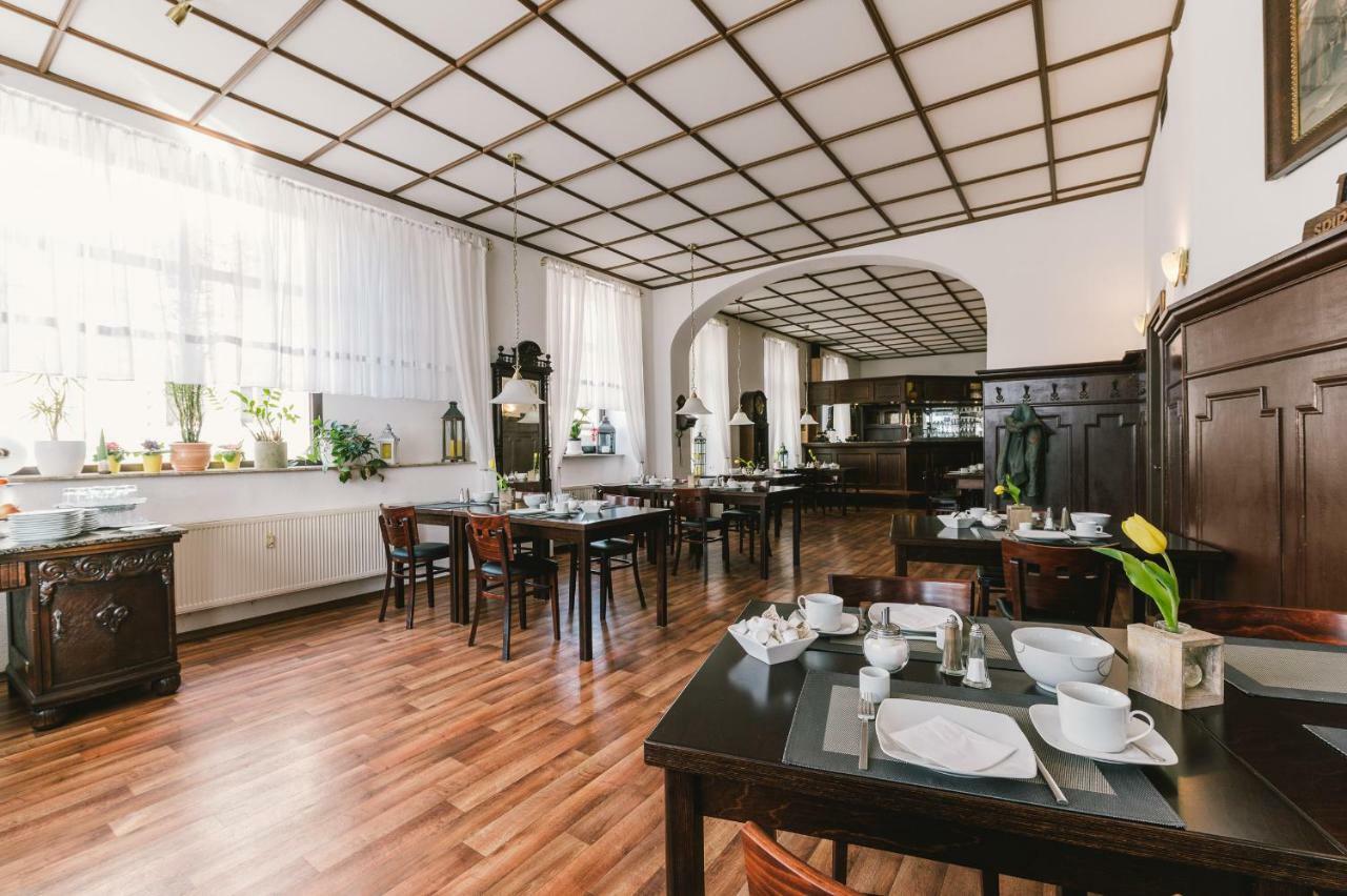 Menzels Pension Drehscheibe Görlitz Buitenkant foto