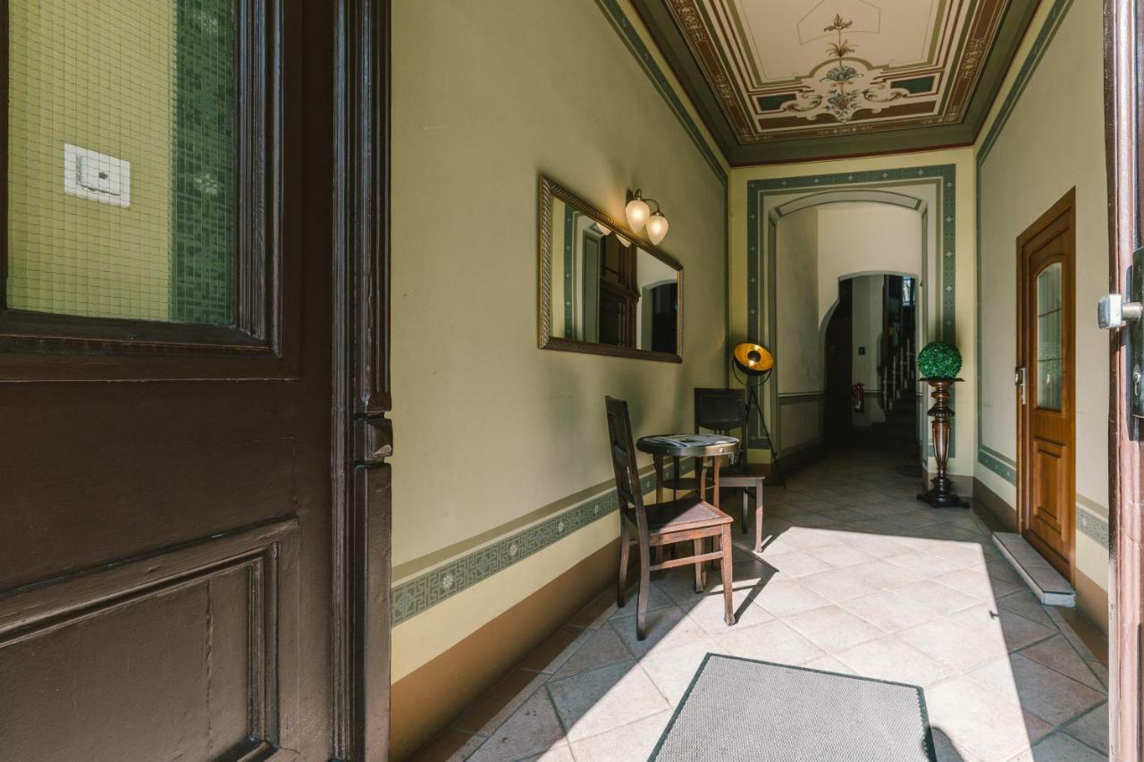 Menzels Pension Drehscheibe Görlitz Buitenkant foto